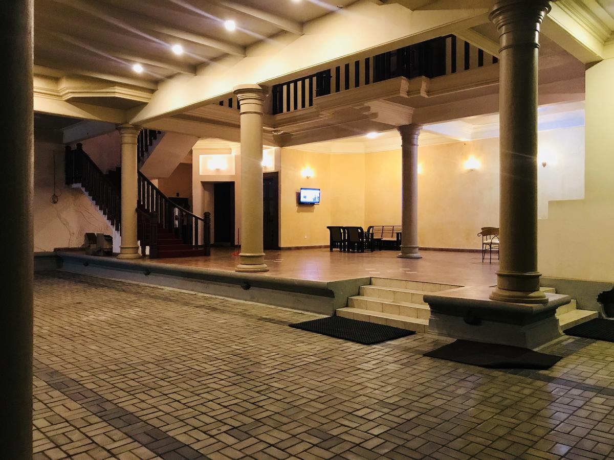 Seasons Hotel คูรูเนกาลา ภายนอก รูปภาพ