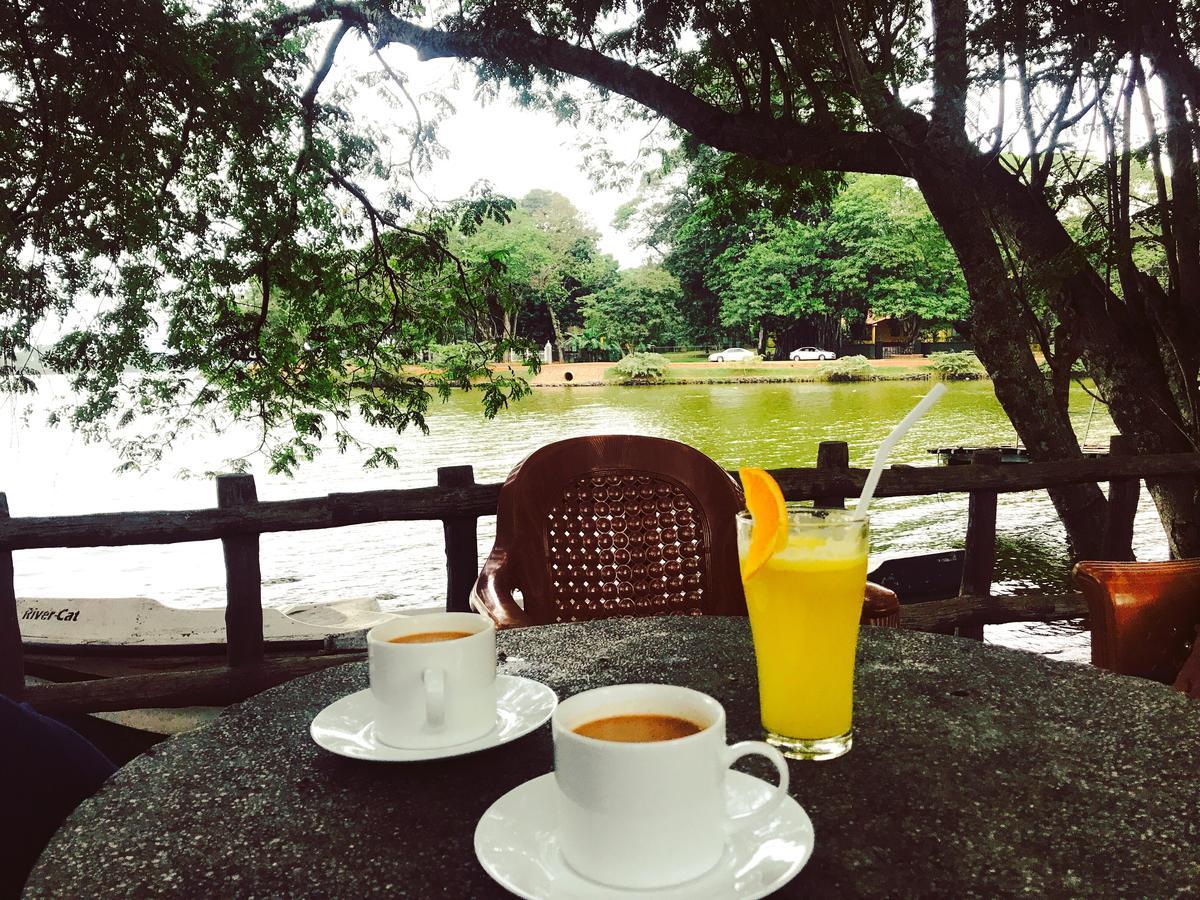 Seasons Hotel คูรูเนกาลา ภายนอก รูปภาพ